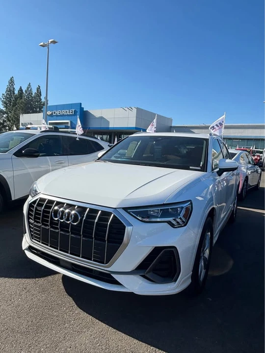 2022 Audi FY Q5 - Image 2 of 5