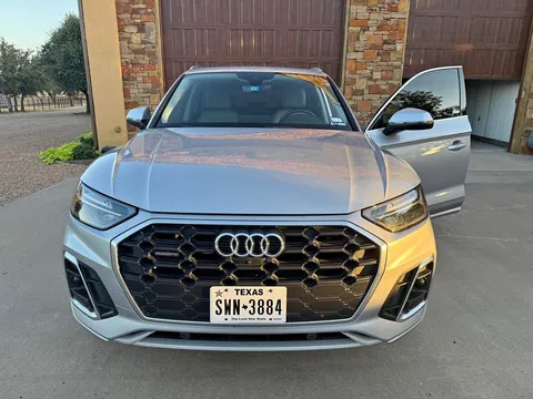 2022 Audi Q5 45 TFSI S line Premium Plus Sport Utility 4D