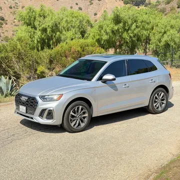 2022 Audi Q5 45 TFSI S line Premium Plus