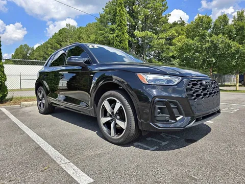2022 Audi Q5 45 TFSI S line Premium Sport Utility 4D