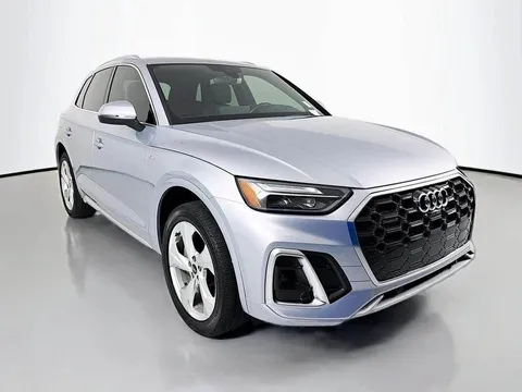 2022 Audi Q5 45 TFSI S line Premium Sport Utility 4D