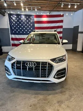 2022 Audi Q5 Premium Plus