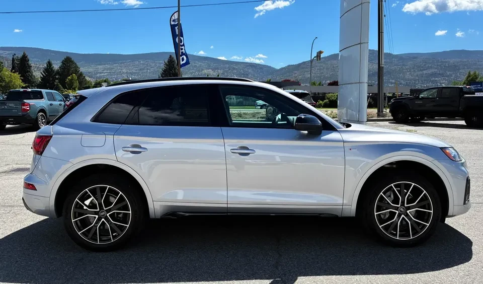 2022 Audi FY Q5 - Image 2 of 13