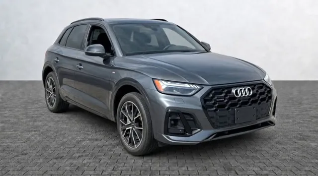 2022 Audi Q5 S line 45 TFSI Quattro