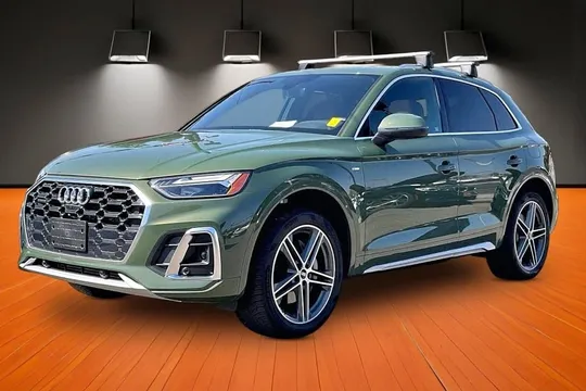 2022 Audi Q5 S line Premium Plus