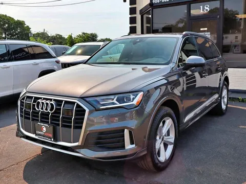 2022 Audi Q7 45 Premium