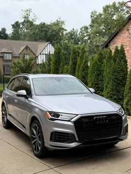 2022 Audi Q7 55 TFSI Quattro
