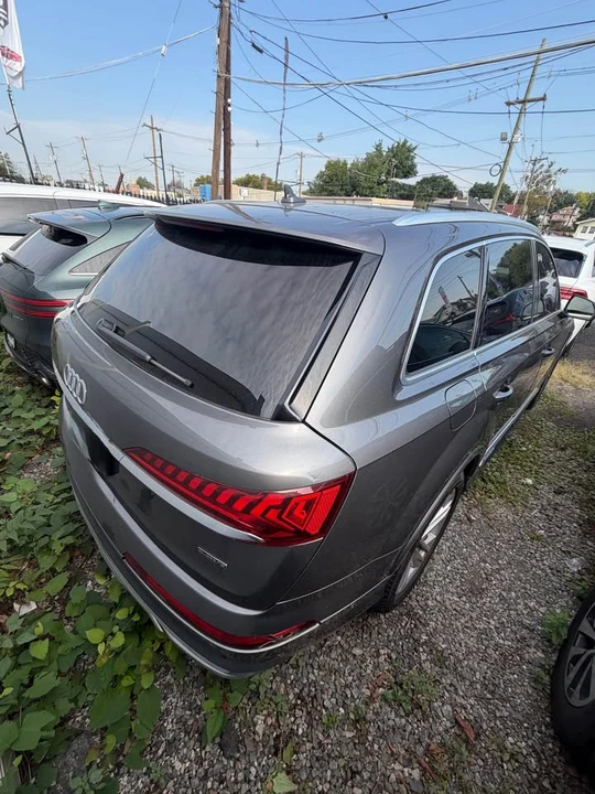 2022 Audi 4M Q7 - Image 2 of 7