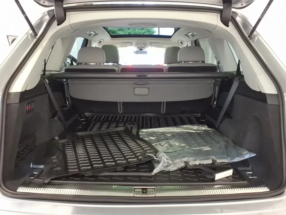 2022 Audi 4M Q7 - Image 2 of 15