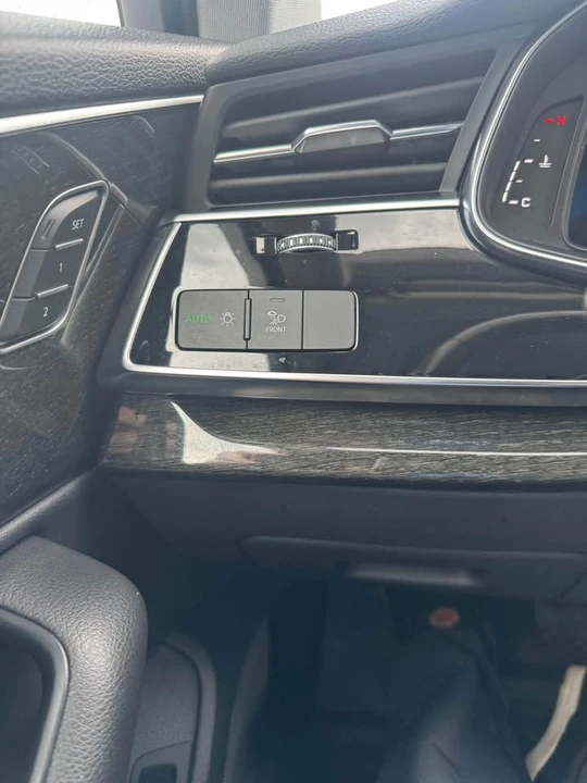 2022 Audi 4M Q7 - Image 12 of 17