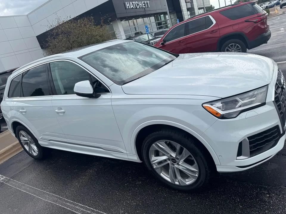 2022 Audi 4M Q7 - Image 2 of 17