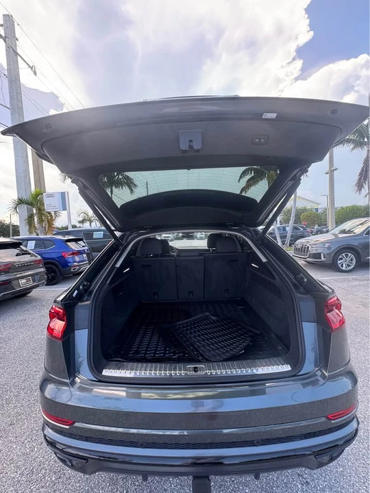 2022 Audi Q8 - Image 12 of 13