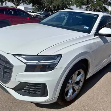 2022 Audi Q8