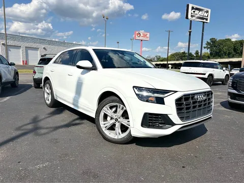 2022 Audi Q8 55 Premium