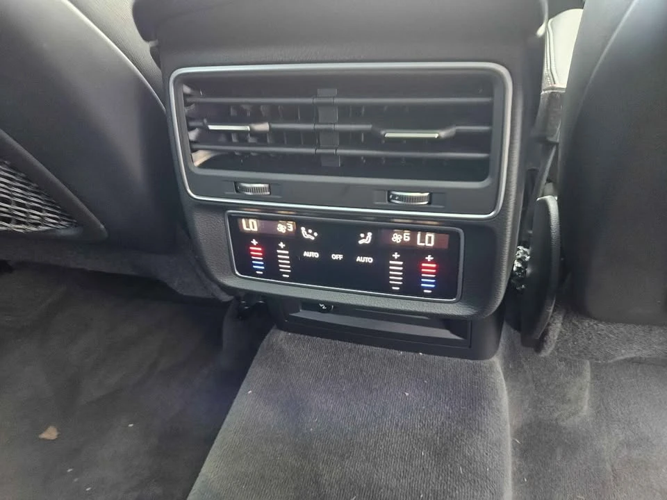 2022 Audi Q8 - Image 9 of 10