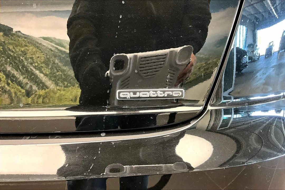 2022 Audi Q8 - Image 10 of 12
