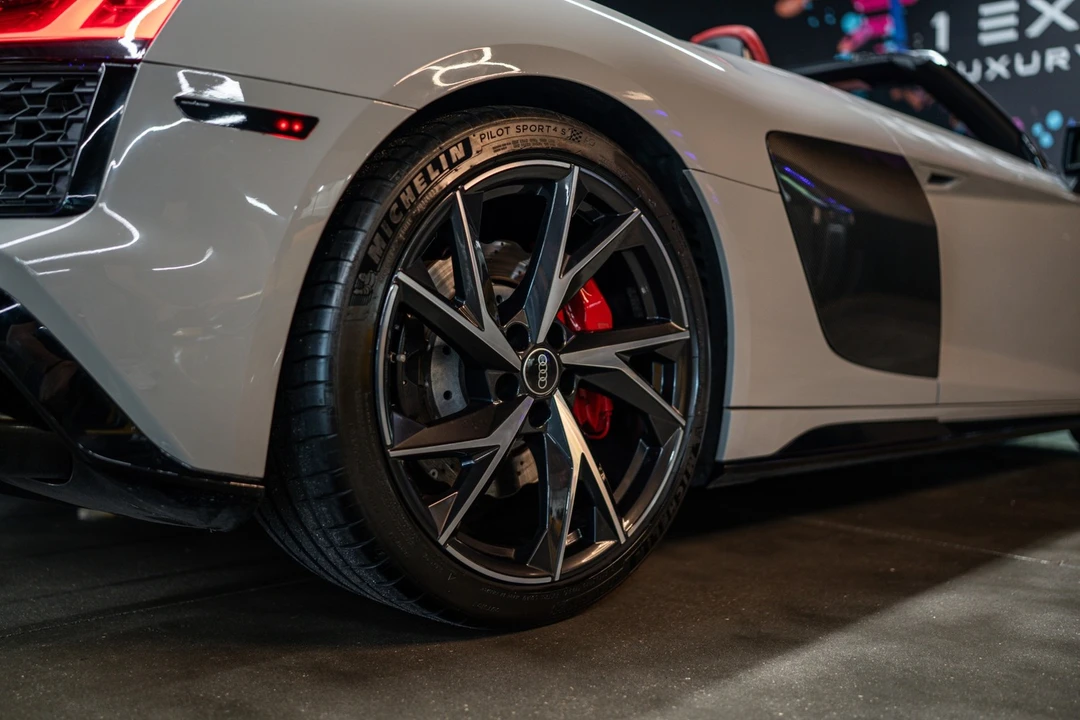 2022 Audi 4S R8 - Image 13 of 21