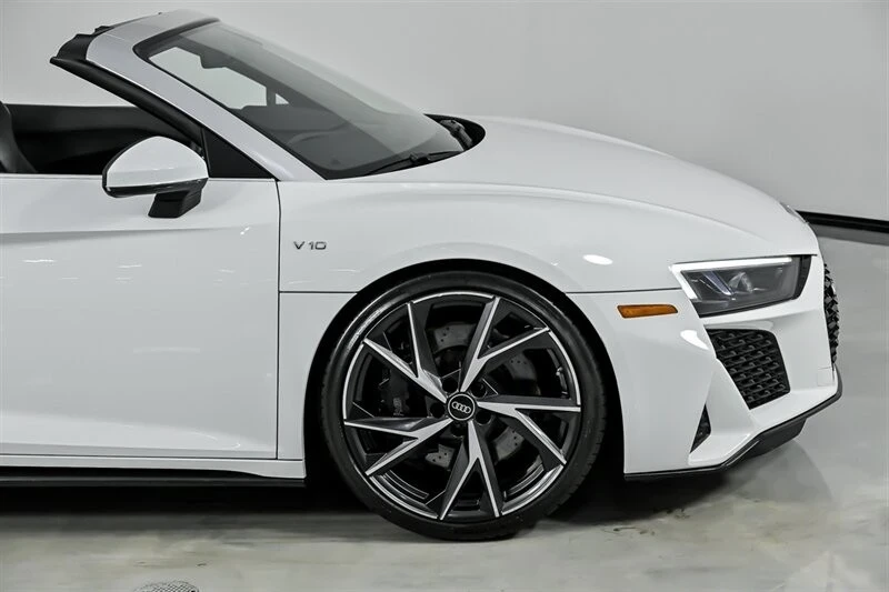 2022 Audi 4S R8 - Image 15 of 21