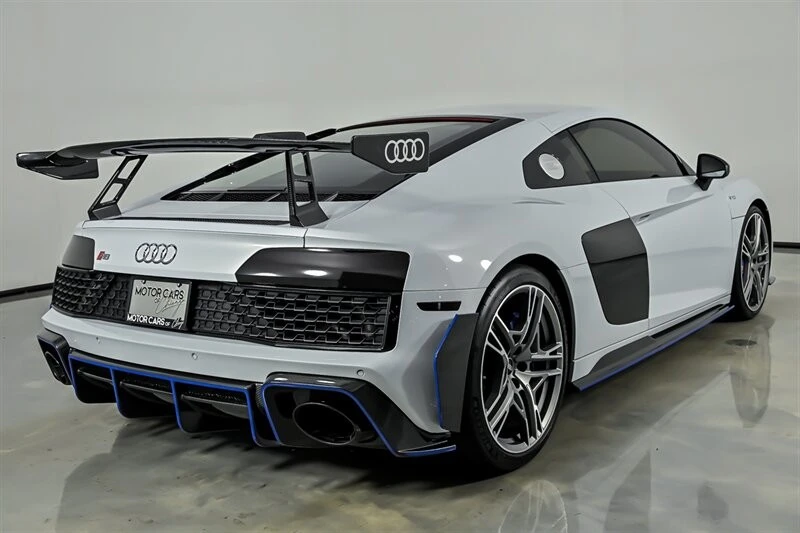 2022 Audi 4S R8 - Image 12 of 31