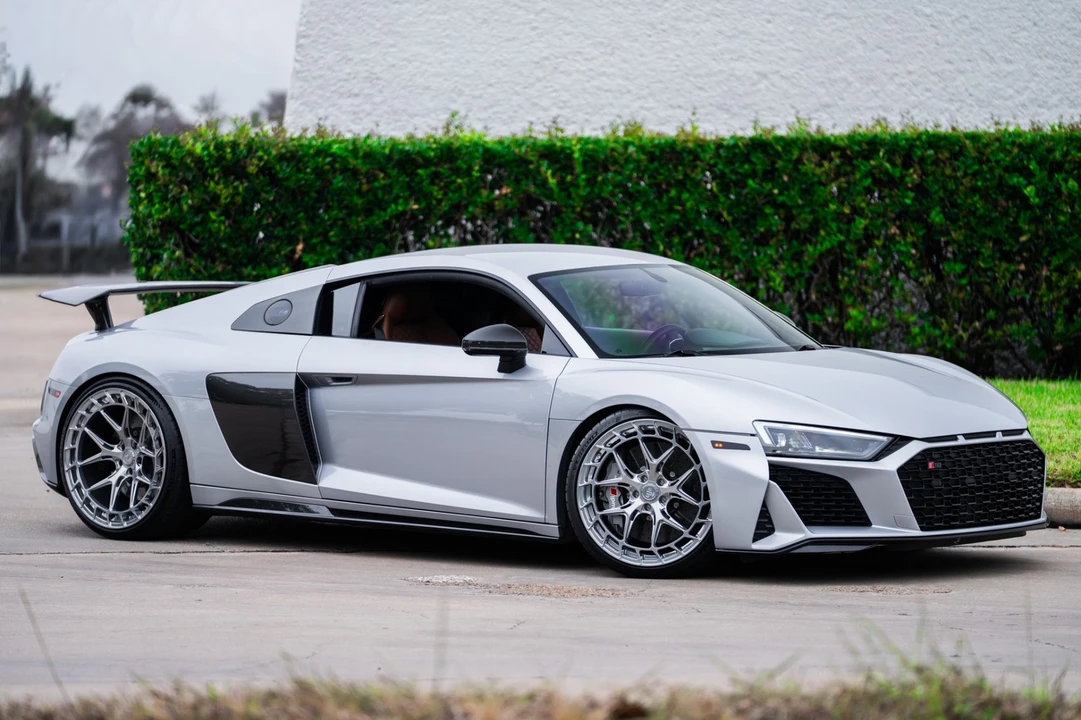 2022 Audi 4S R8 - Image 2 of 21