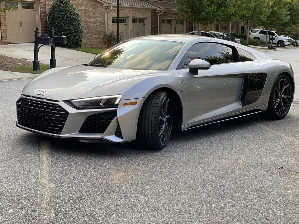 2022 Audi 4S R8 - Image 2 of 31