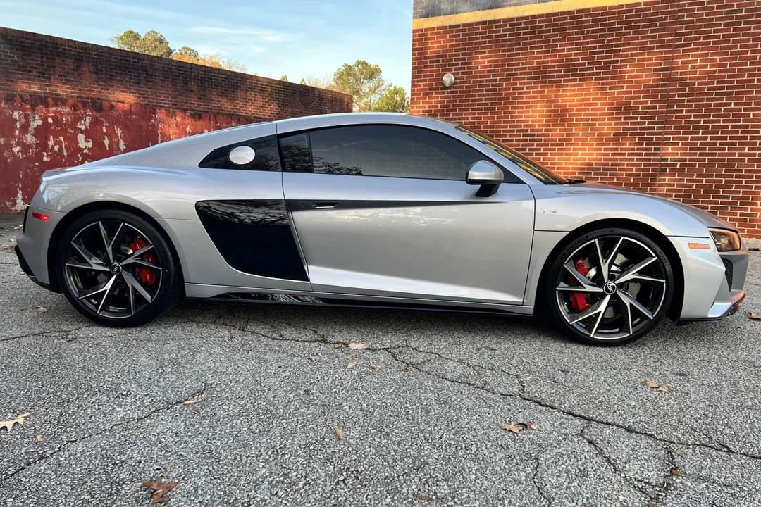 2022 Audi 4S R8 - Image 8 of 31