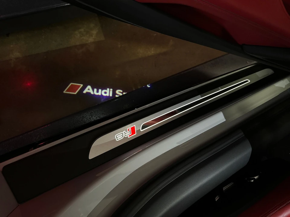 2022 Audi 4S R8 - Image 10 of 25
