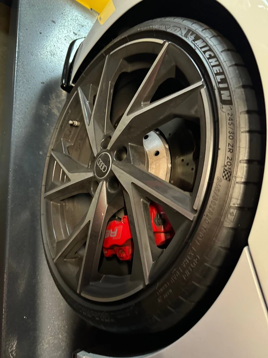 2022 Audi 4S R8 - Image 8 of 25