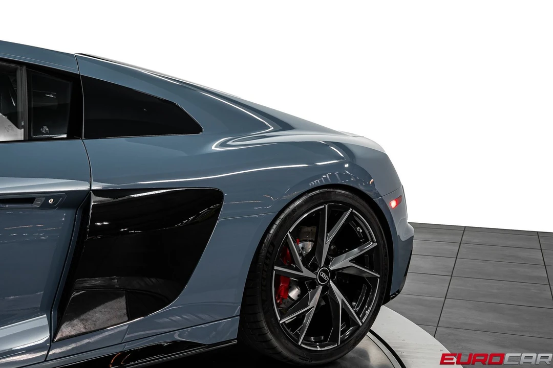 2022 Audi 4S R8 - Image 14 of 31