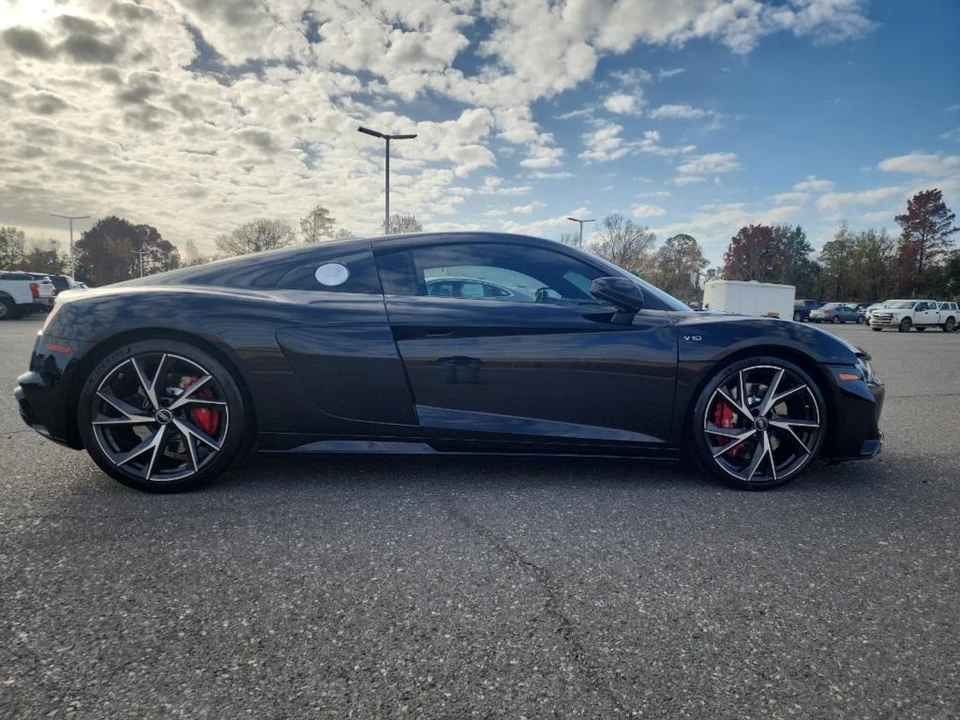 2022 Audi 4S R8 - Image 12 of 31