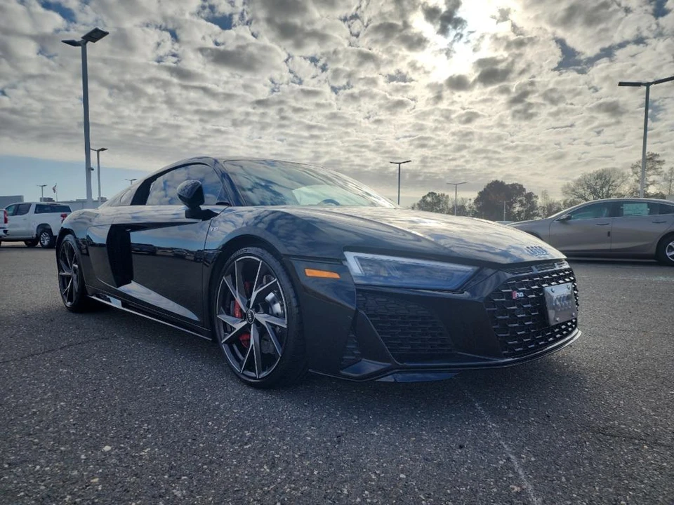 2022 Audi 4S R8 - Image 11 of 31
