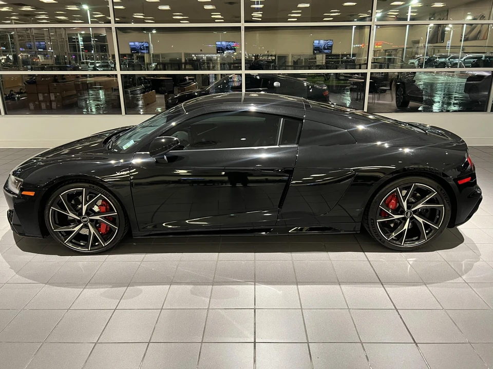 2022 Audi 4S R8 - Image 8 of 31
