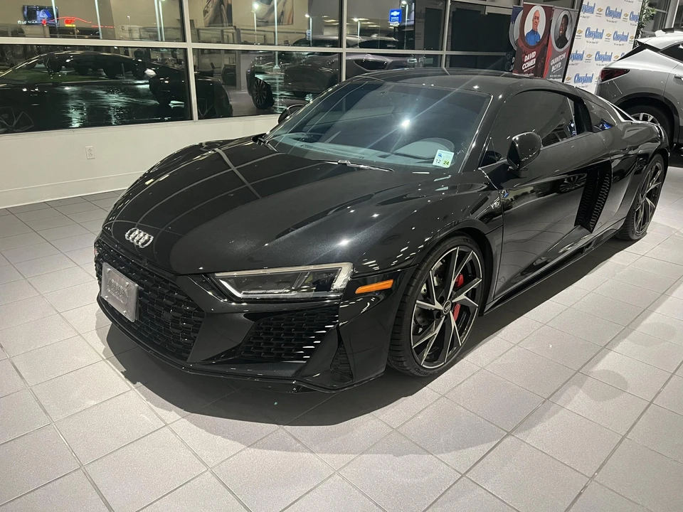 2022 Audi 4S R8 - Image 2 of 31