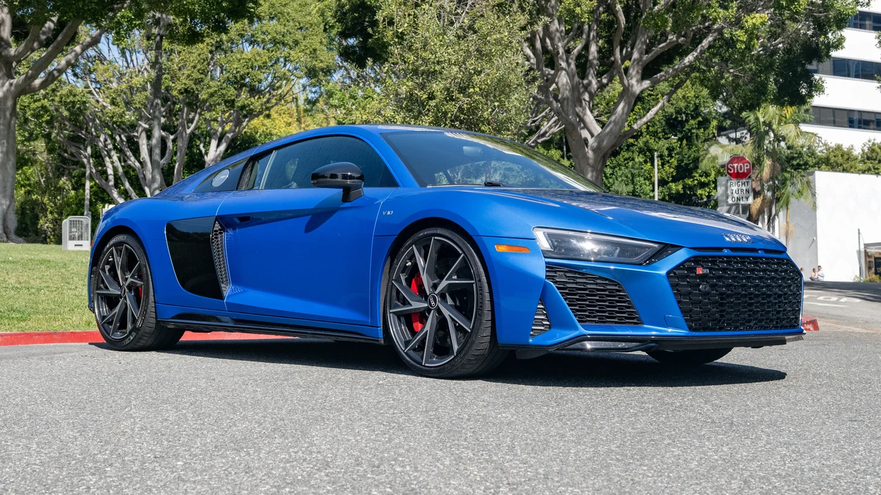 2022 Audi 4S R8 - Image 3 of 31