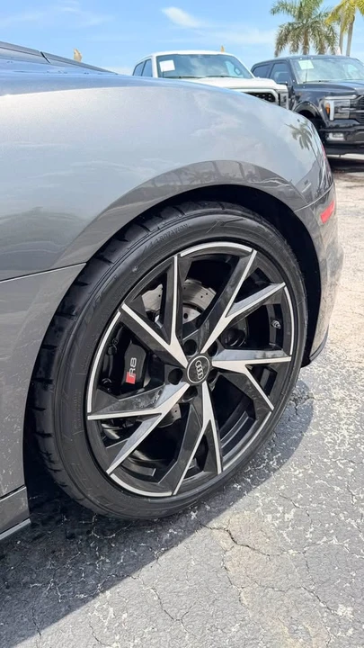 2022 Audi 4S R8 - Image 5 of 15