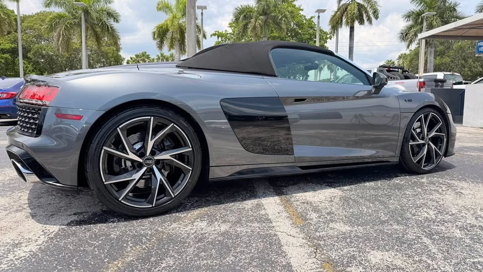 2022 Audi 4S R8 - Image 4 of 15