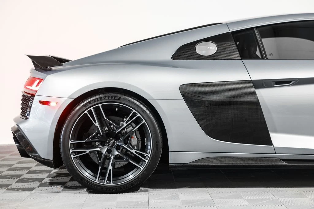2022 Audi 4S R8 - Image 2 of 27