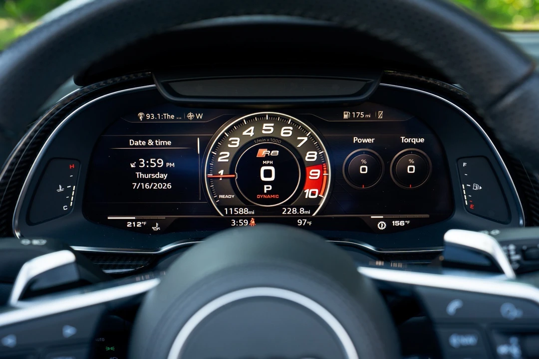2022 Audi 4S R8 - Image 17 of 31