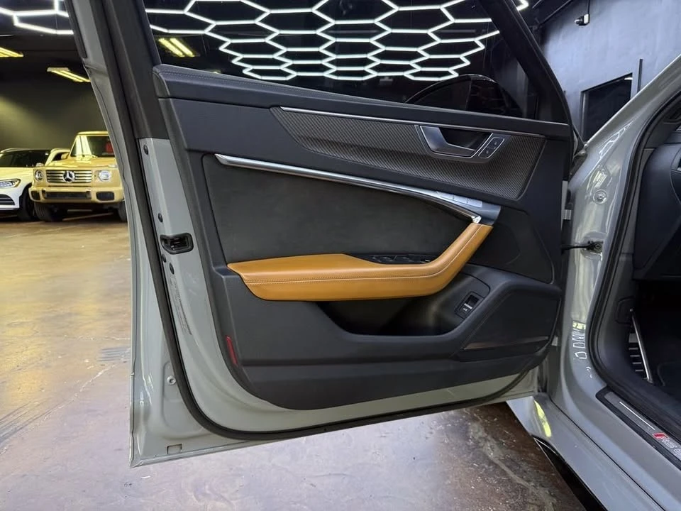 2022 Audi C8 RS6 - Image 12 of 20