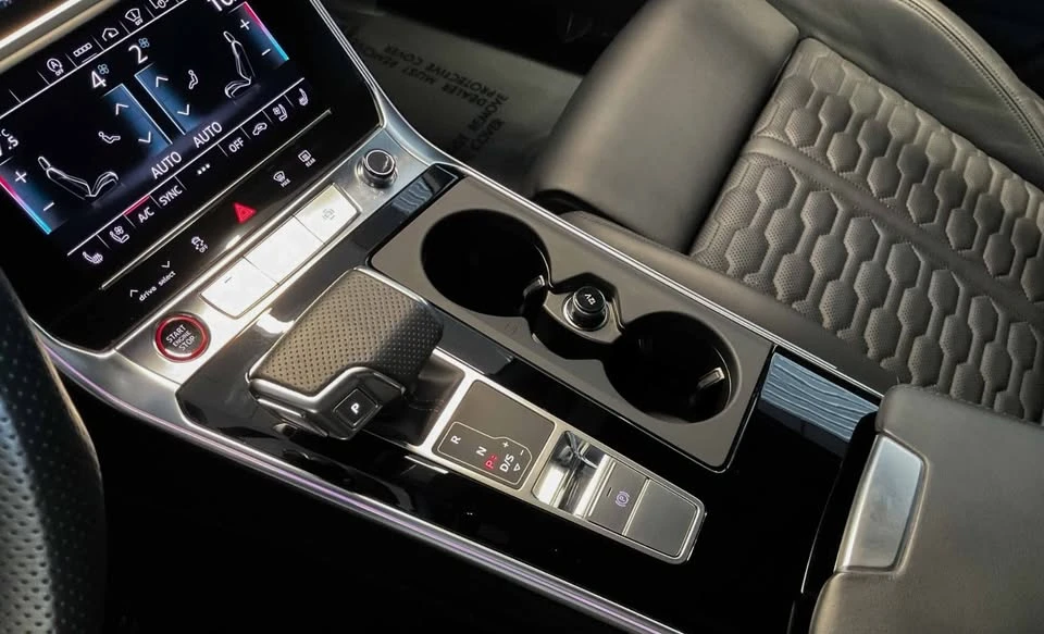 2022 Audi C8 RS6 - Image 14 of 20