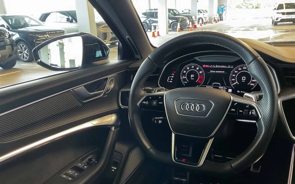 2022 Audi C8 RS6 - Image 19 of 20