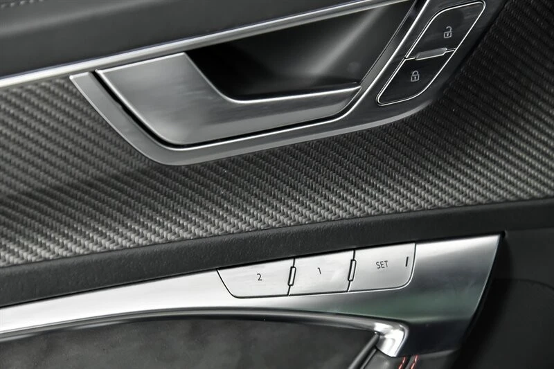 2022 Audi C8 RS6 - Image 18 of 21