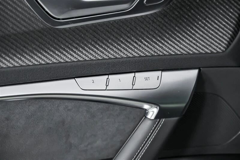 2022 Audi C8 RS6 - Image 19 of 21