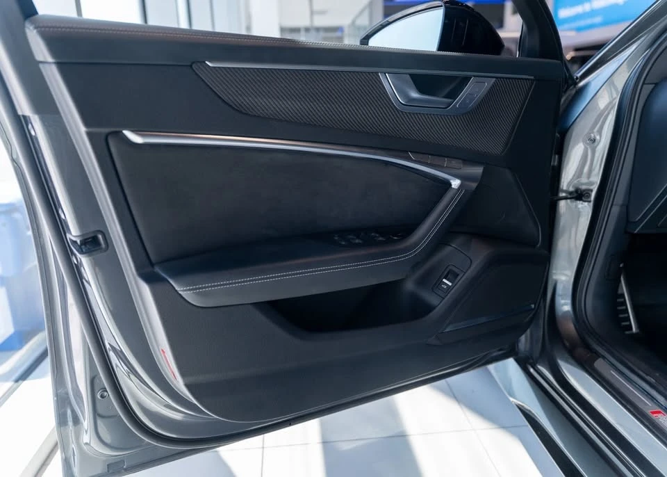 2022 Audi C8 RS6 - Image 10 of 20