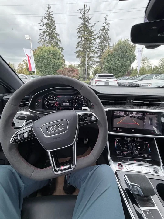 2022 Audi C8 RS7 - Image 9 of 10