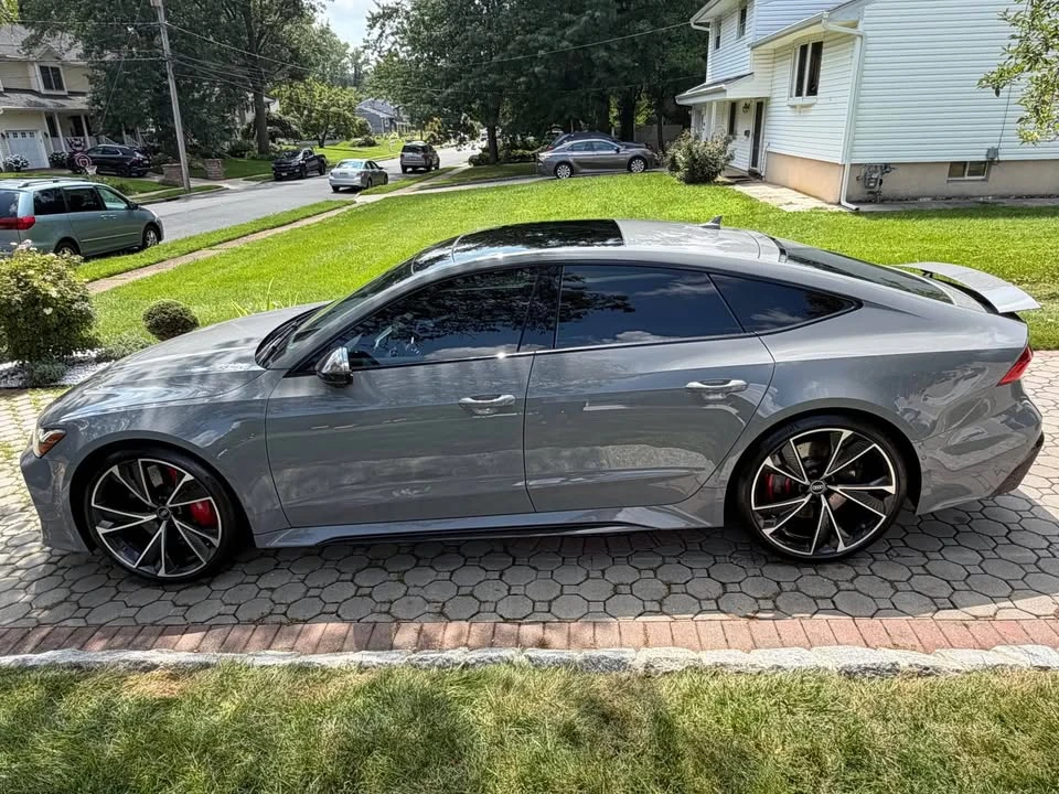 2022 Audi C8 RS7 - Image 2 of 14