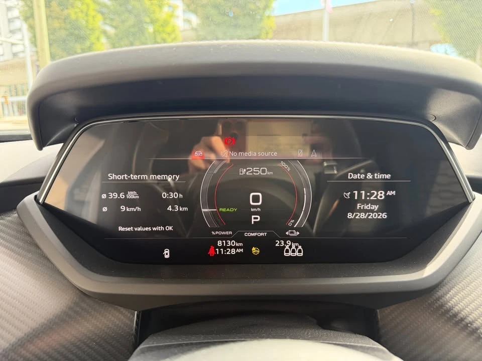 2022 Audi RS e-tron GT - Image 12 of 15