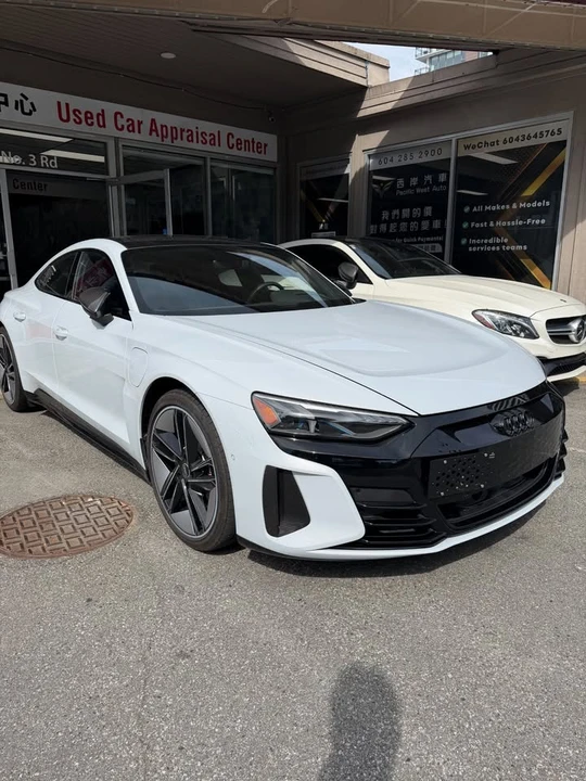 2022 Audi RS e-tron GT - Image 3 of 15