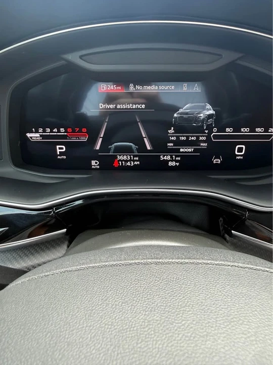 2022 Audi RS Q8 - Image 6 of 8