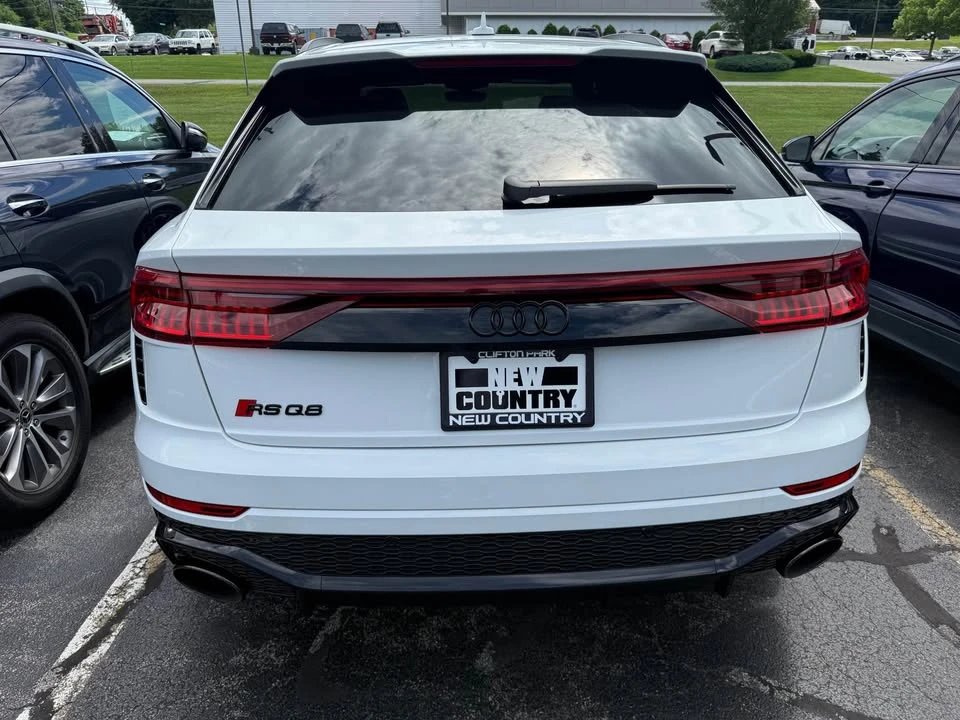 2022 Audi RS Q8 - Image 7 of 8
